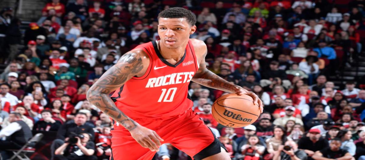 休斯敦火箭队前锋贾巴里·史密斯手部骨折，预计将缺阵四到八周