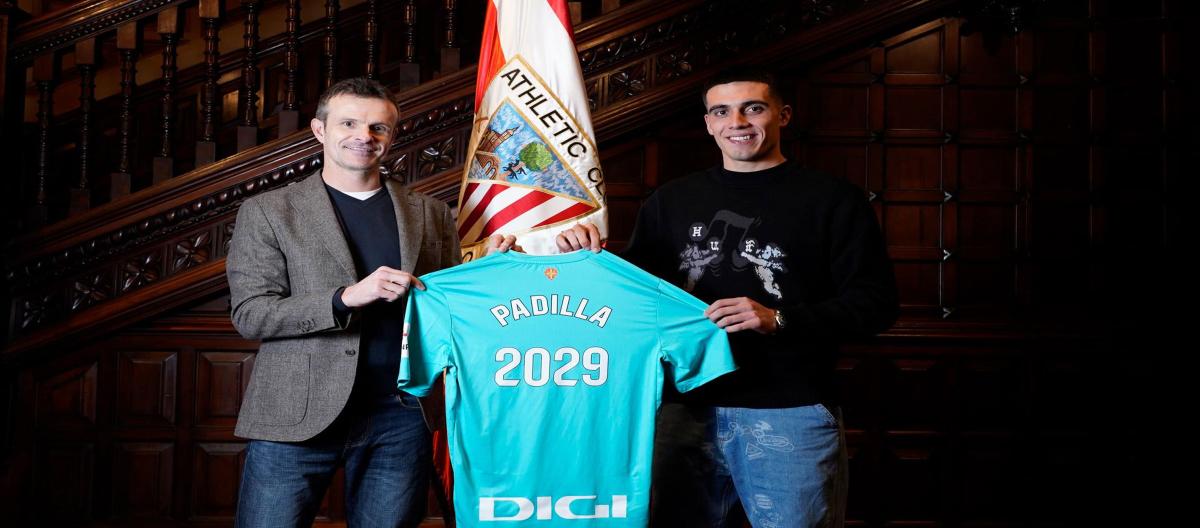 Athletic Bilbao completes contract extension with Mexico international goalkeeper Alex Padilla..