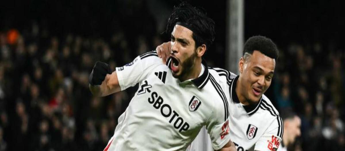 劳尔·希门尼斯成为英超史上踢进最多球的墨西哥球员