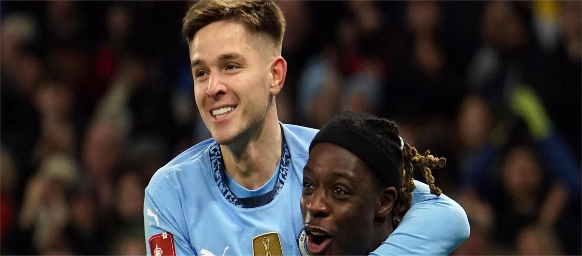 FA Cup - McCarty scores a hat-trick as Manchester City beat Salford City 8-0