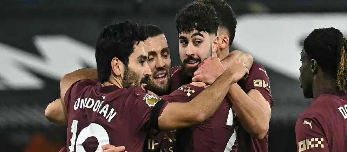 Manchester City beat Ipswich 6-0 and moved into the top four of the Premier League standings