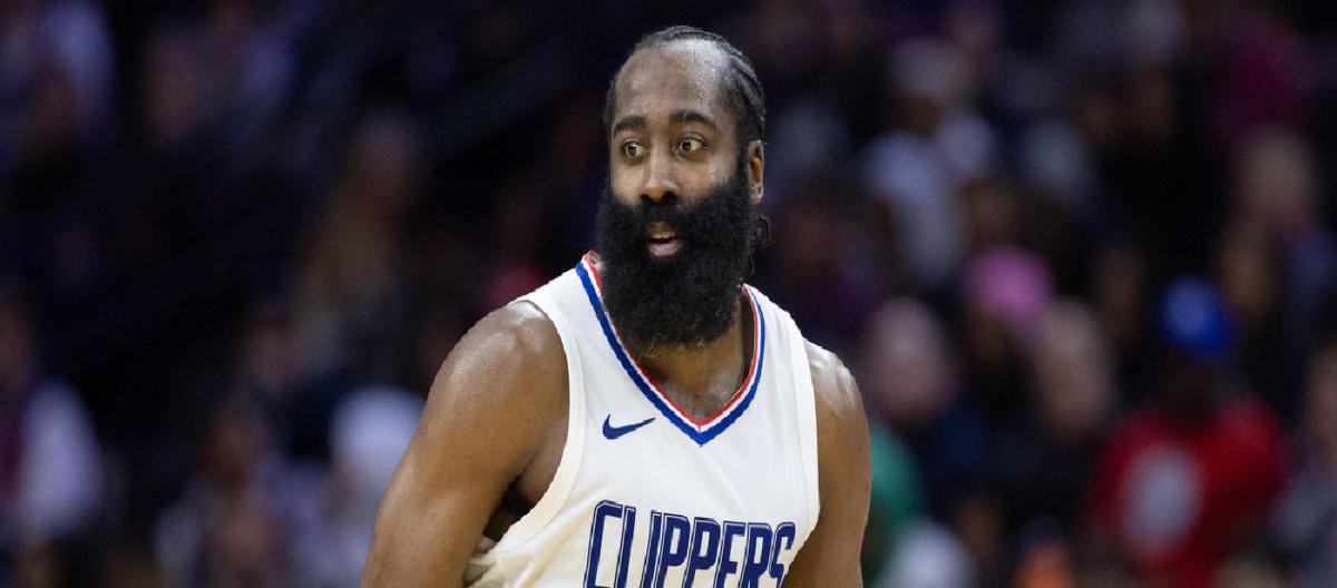 詹姆斯·哈登达成职业生涯重要里程碑