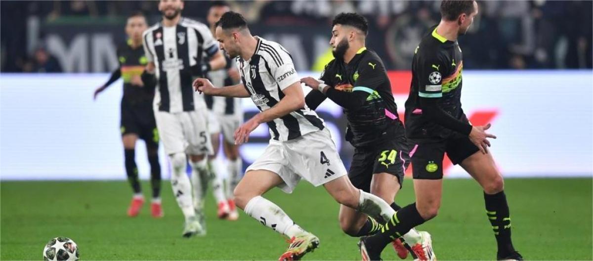 Champions League - McKennie scores as Juventus beat PSV Eindhoven 2-1