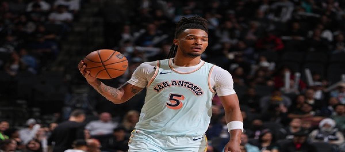 NBA rookie list update: Castle remains at the top and Weir rises to fourth