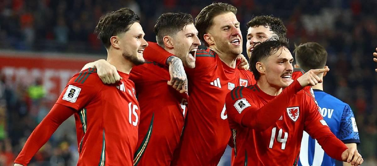 Ben Davies performed well and contributed a goal and an assist to the team Ben Davies performed well and contributed a goal and an assist to the team