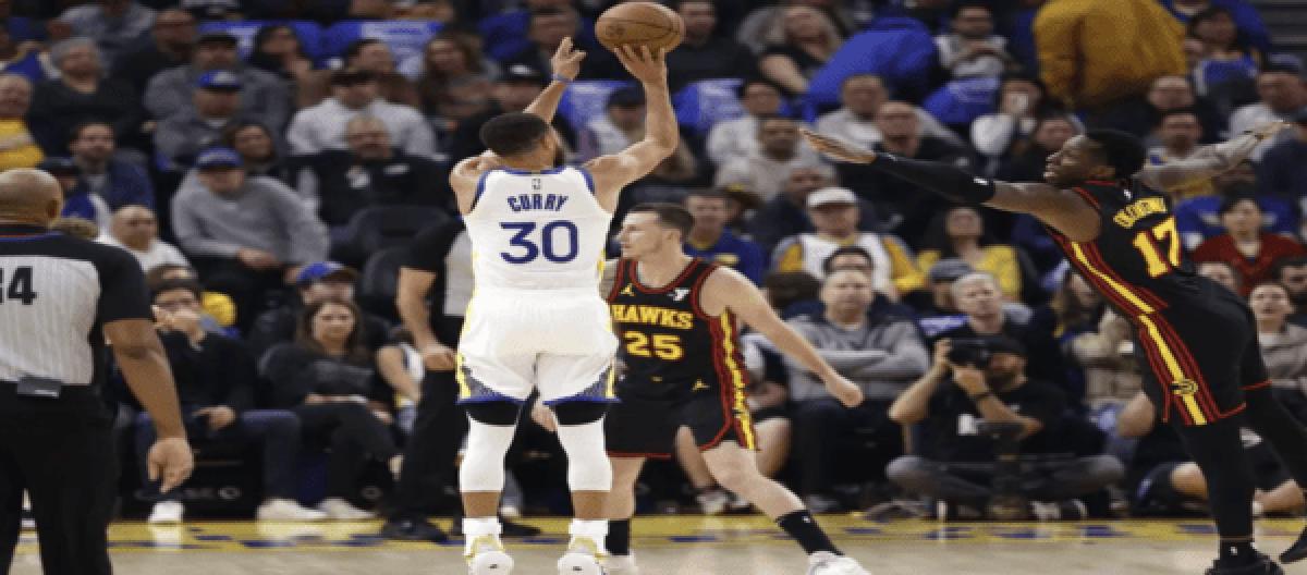 Warriors lost to Hawks 115-124. Curry was absent and Trae Young scored 25 points and 10 assists.