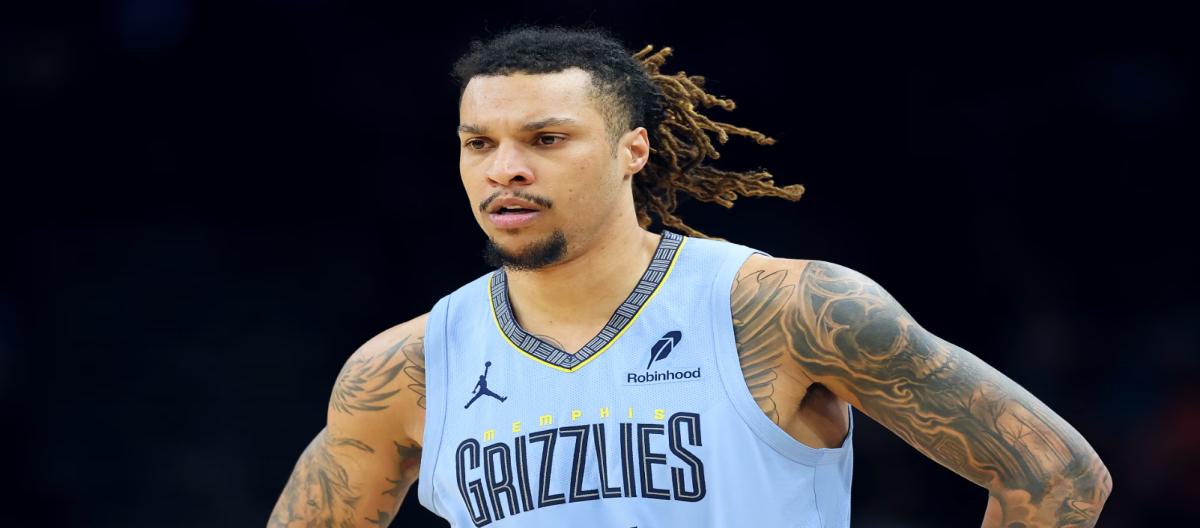 Brandon Clarke injured in fall during game, may miss rest of the season