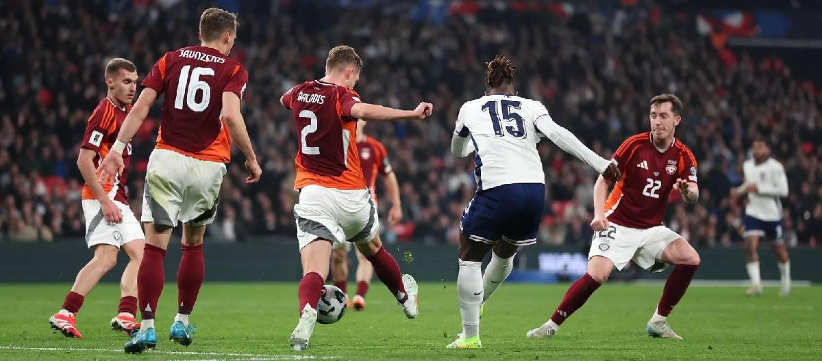 埃贝雷奇·埃泽很高兴能够为球队做出贡献