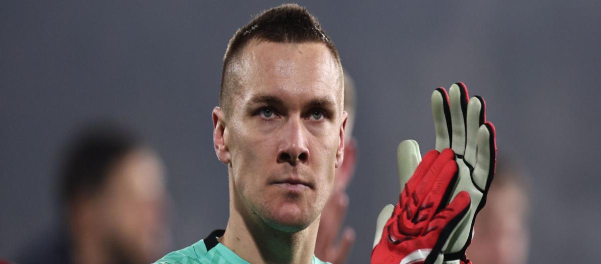Bologna goalkeeper Skorupski's contract automatically extended until June 2026 due to reaching the required number of appearances