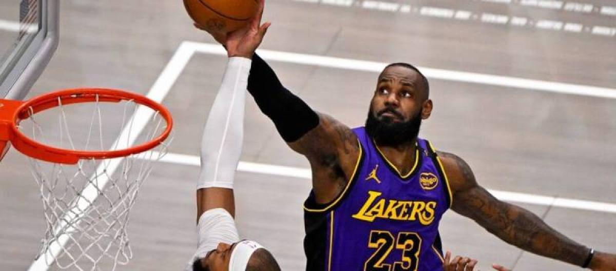 LeBron James surpasses Kareem Abdul-Jabbar to become the second most played player in NBA history