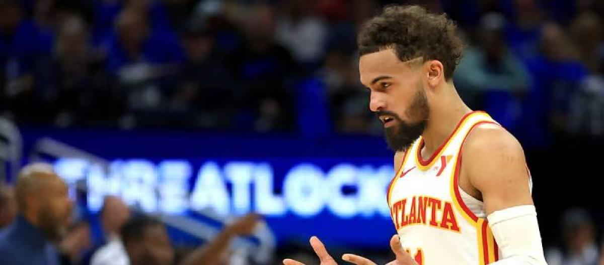 亚特兰大老鹰队球星特雷·杨因两次技术犯规被驱逐出场