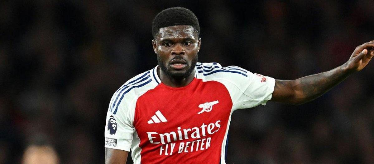 David Ornstein revealed that Arsenal is in contract extension talks with Thomas Partey..