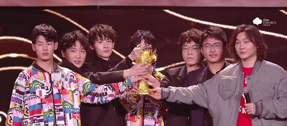 King of Glory: Relying on mocking the anchor to gain popularity, the crazy demon brother's sharp comments on Zhang Daxian were condemned by netizens. (Part 2)