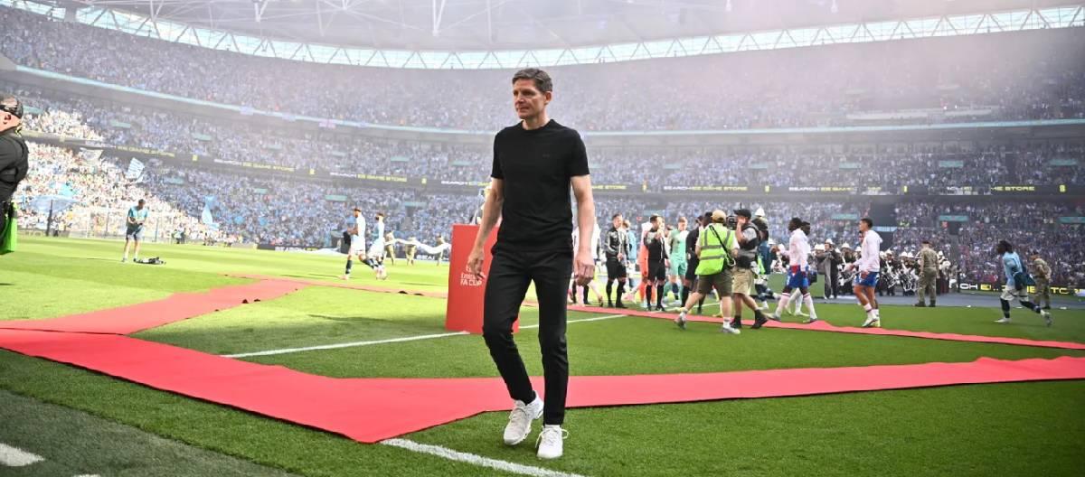 奥利弗·格拉斯纳在对阵利物浦的比赛前更新了球队消息