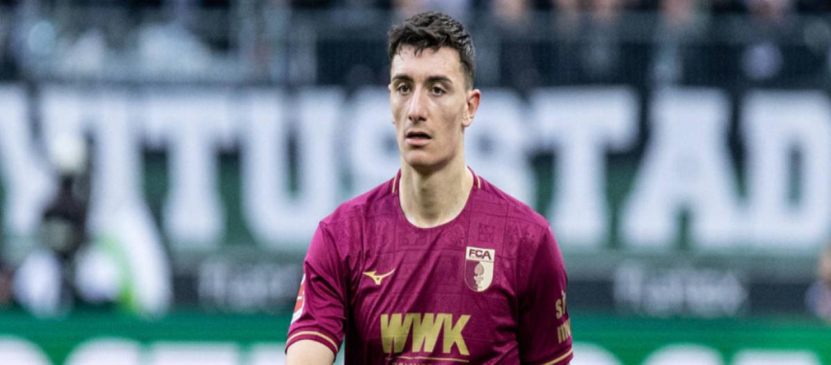 沃尔夫斯堡中卫泽西格正式转投奥格斯堡，买断费400万欧元