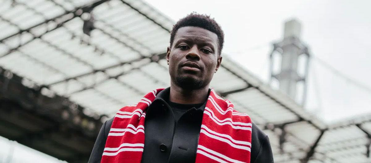 Köln officially announce the signing of Kaiserslautern forward Ragnar Ache..