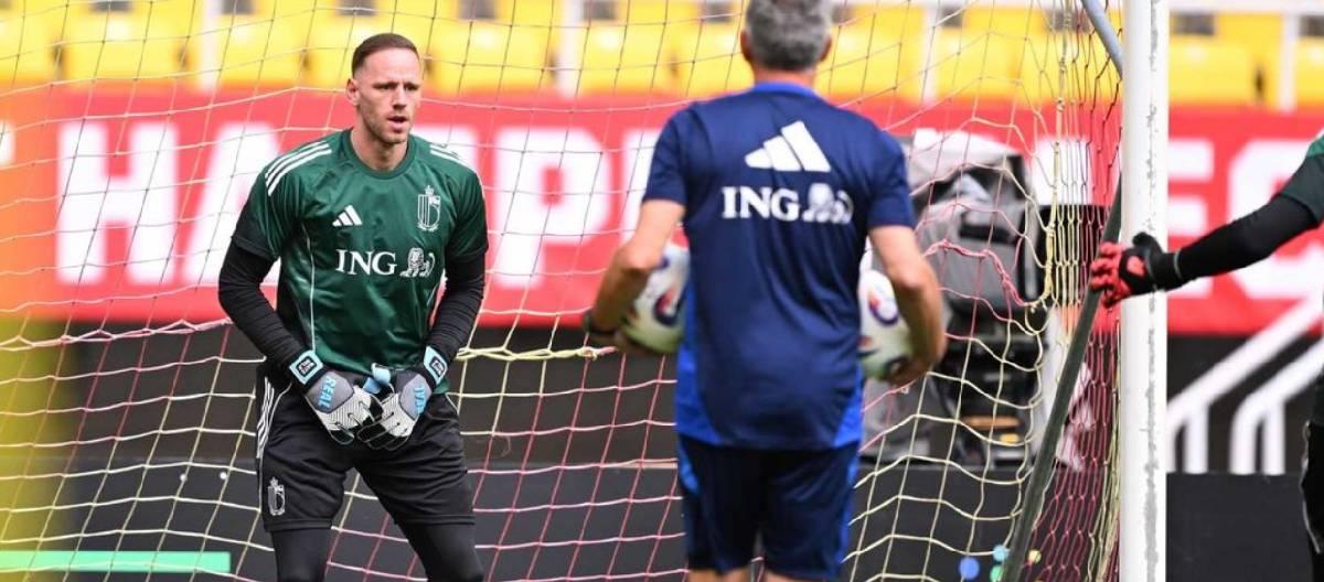 Wayne Hennessey: Mats Sayles is working hard every day to learn, and I think he's been outstanding all season