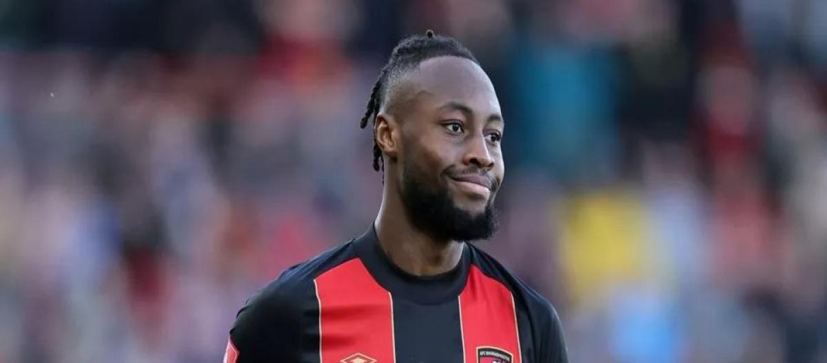 Official: Bournemouth extends contract with 25-year-old attacker Semino until June 2030