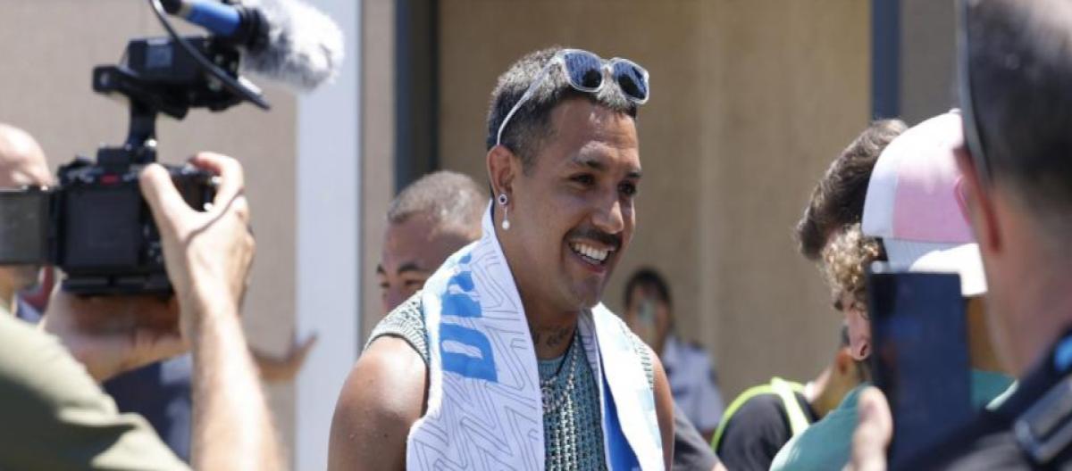 Official: Lens defender Medina joins Marseille on loan, contract includes buyout clause