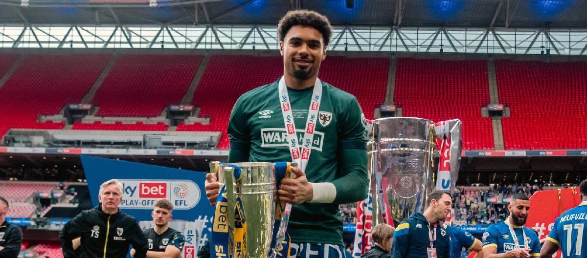 Owen Goodman to join Huddersfield Town on loan