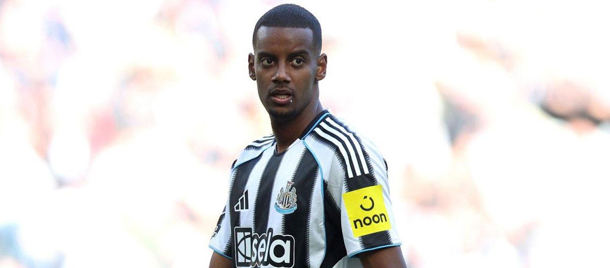 Alexander Isak went on strike and has submitted a transfer request to Newcastle United after being rejected the opportunity to transfer to Liverpool..