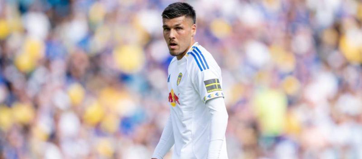 Joel Pirlo scored on his birthday to help Leeds United draw with Villarreal