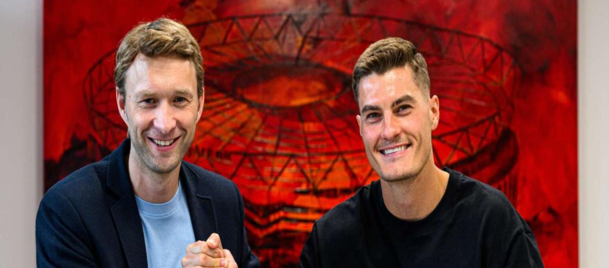 Official: Leverkusen extends contract with 29-year-old center forward Schick until 2030
