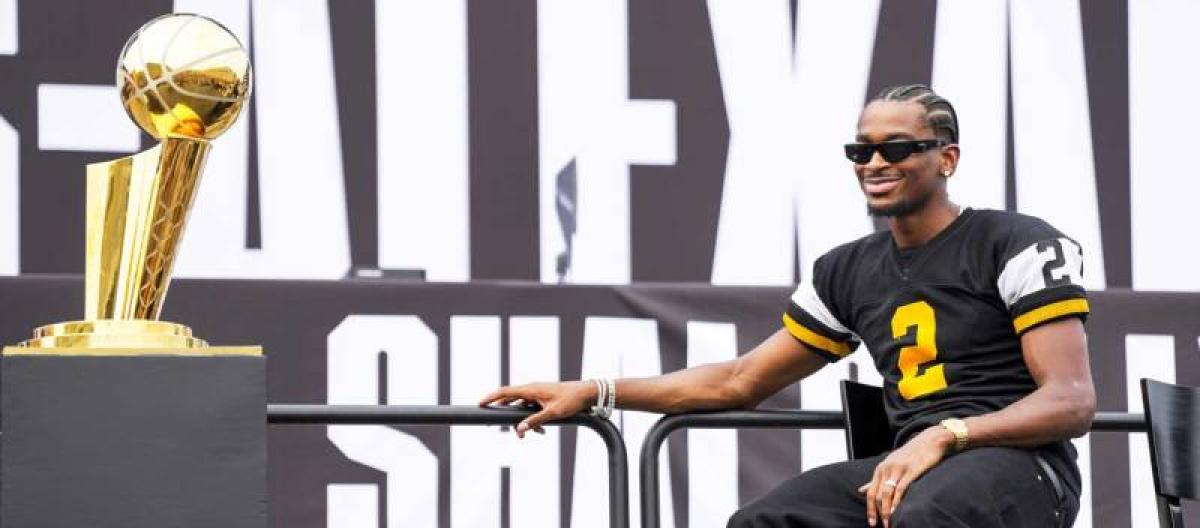 NBA总冠军谢伊·吉尔杰斯-亚历山大荣获哈密尔顿城市钥匙