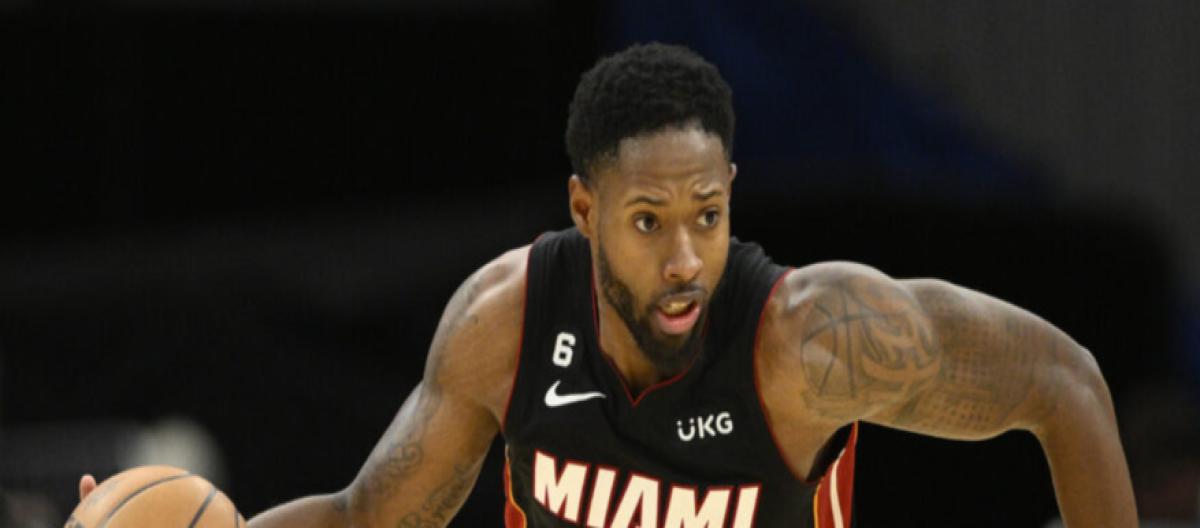 Heat official: Haywood Highsmith successfully underwent right knee surgery and will be out 8 to 10 weeks