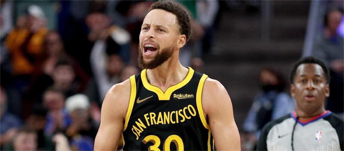 Steve Kerr says he admires Curry's reckless approach to offense