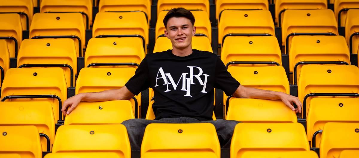 Emilio Ballard-Matthews signs first professional contract with the club