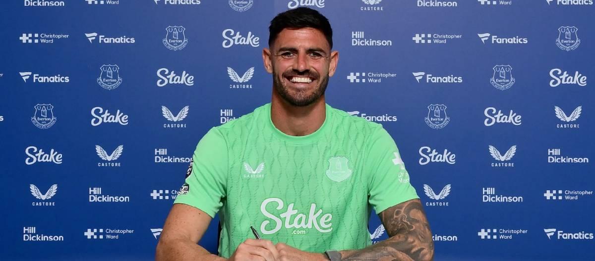 埃弗顿宣布签下门将汤姆·金，合同有效至2027年