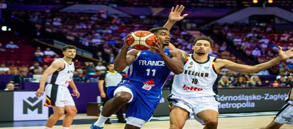 France easily defeated Belgium, and Lisa Xie's dunk ignited the audience