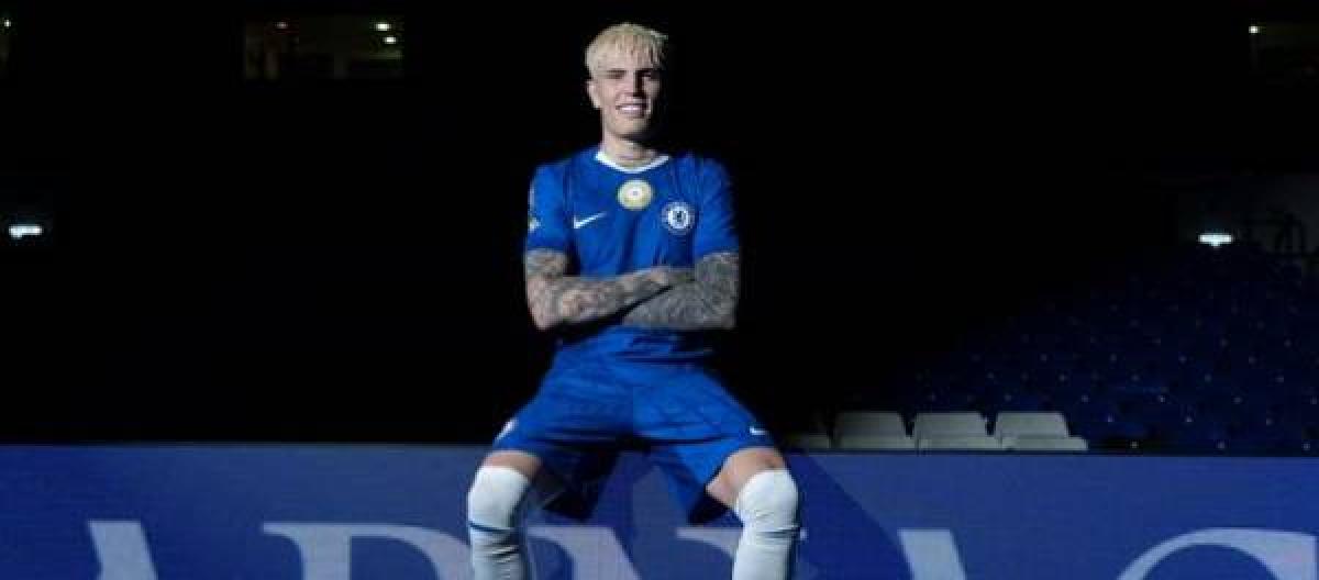 亚历杭德罗·加纳乔将身披49号球衣为切尔西效力