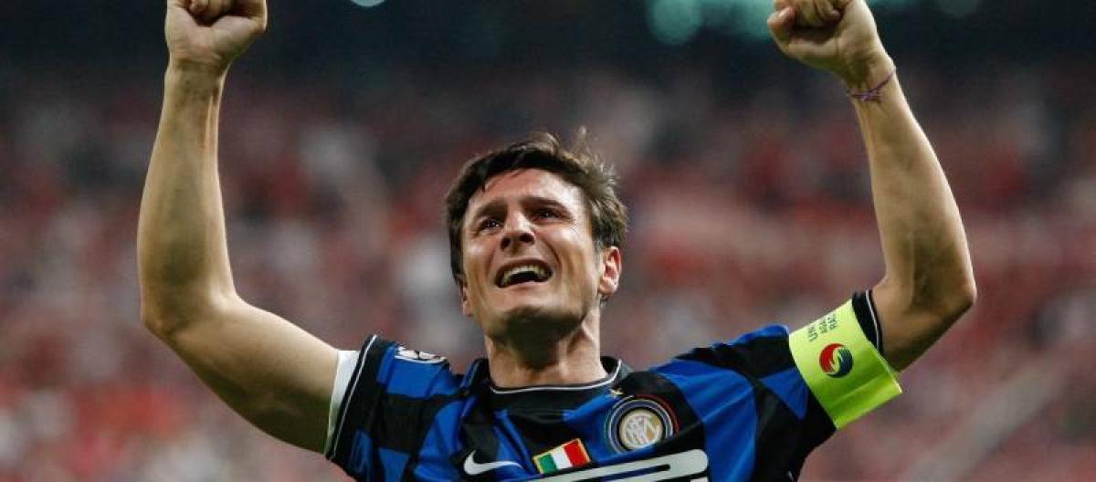 Javier Zanetti celebrates 30 years at Inter Milan