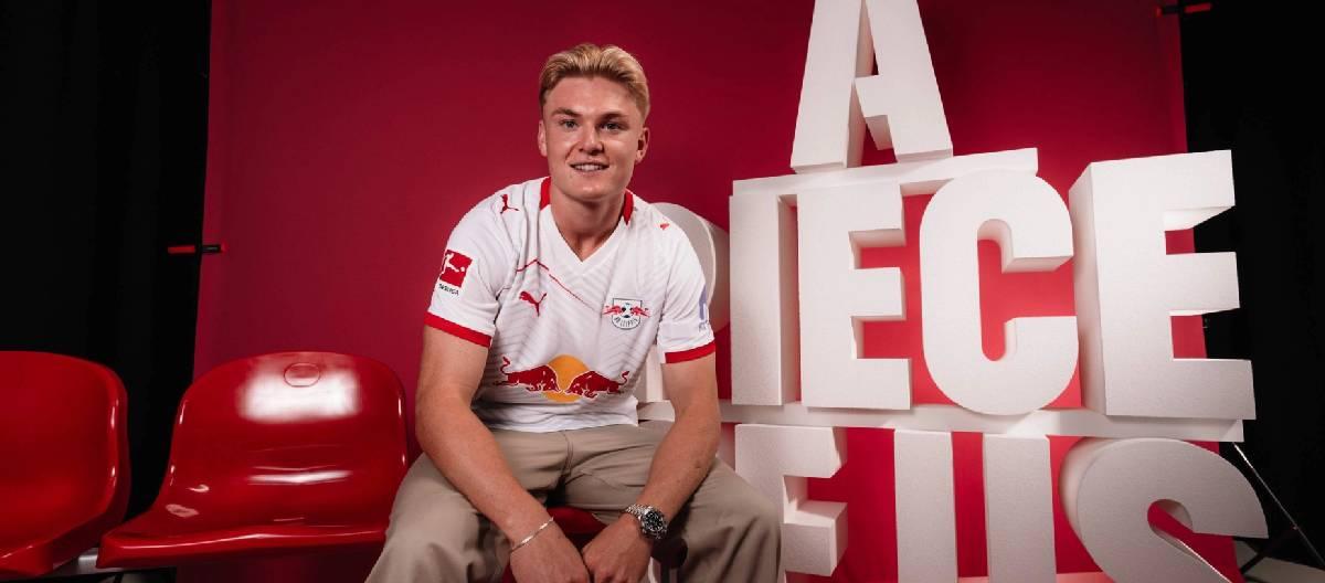 RB Leipzig announces the signing of Konrad Harder, with the two sides signing a contract until 2030