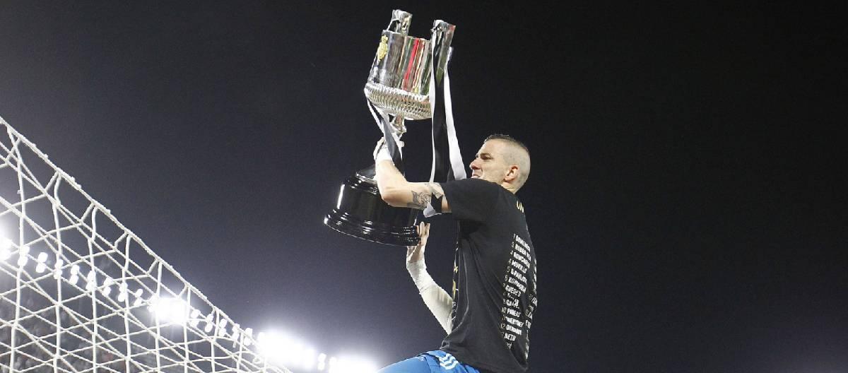 豪梅·多梅内克正式宣布结束自己的职业球员生涯