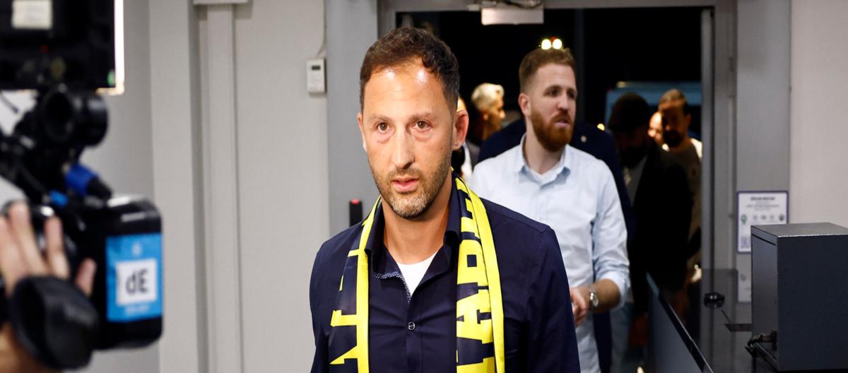 Former Belgium coach Tedesco officially takes over Fenerbahçe for a two-year term