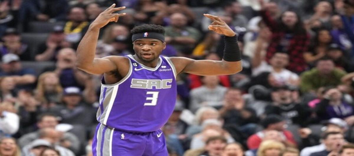 国王裁掉特伦斯·戴维斯 腾出阵容空间