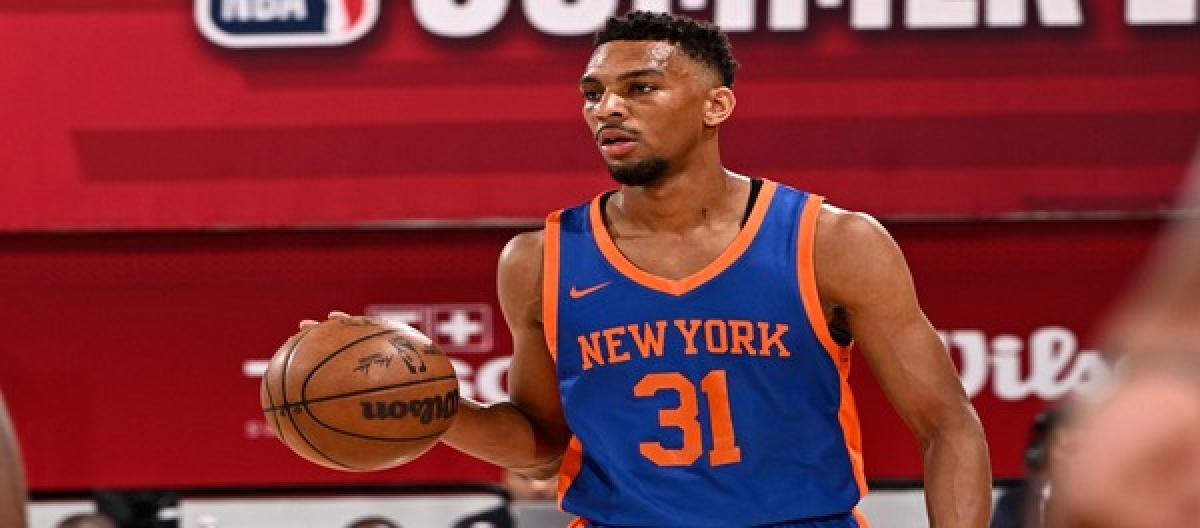 Grizzlies sign Charlie Brown II to bolster forward rotation depth