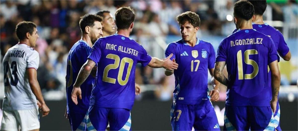 Scaloni: National team players have a responsibility to show they give their all for the jersey