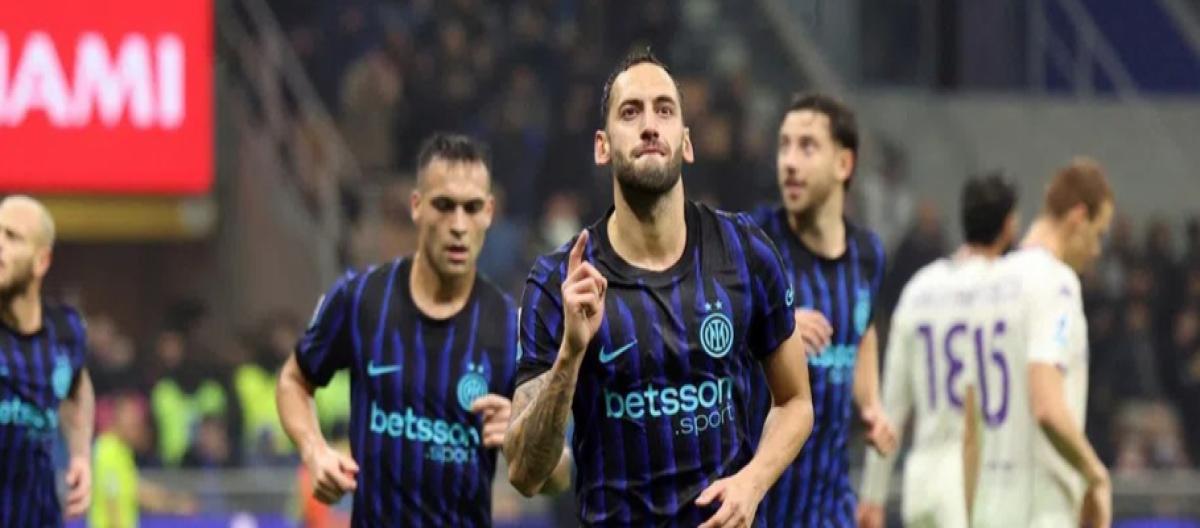 Serie A – Hakan Çalhanoğlu scores twice as Inter Milan secure a 3-0 home victory over Fiorentina.