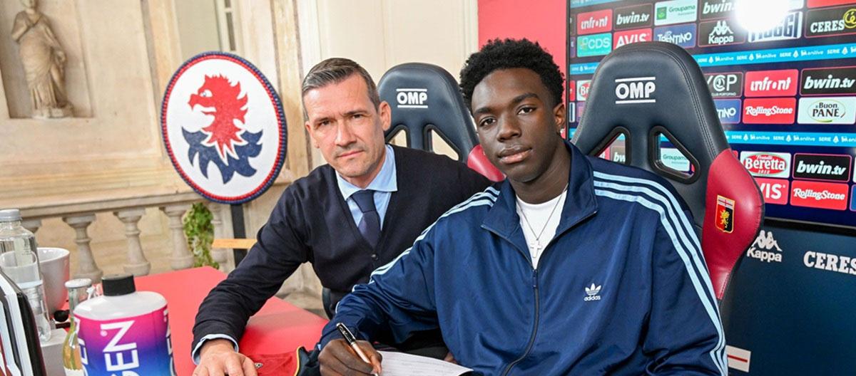 Genoa completes contract extension with young Italy U21s international forward Jeff Ekhator..