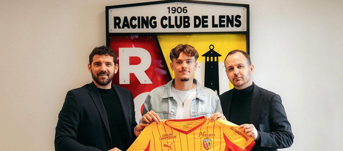 Lens completes contract extension with young France U21s international forward Anthony Bermont..