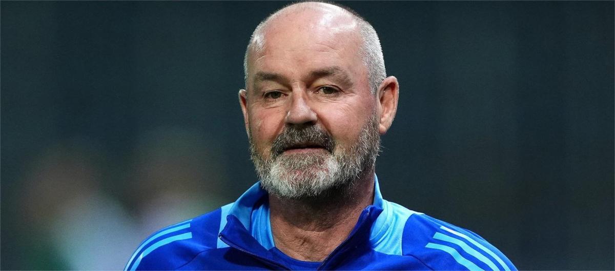 To help Scotland qualify for the World Cup, Steve Clarke encouraged them to give 100% effort.