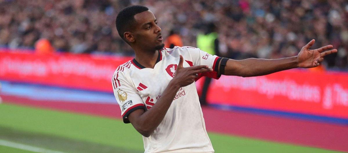 ◤英超联赛◢ 亚历山大·伊萨克破门得分，结束了进球荒，利物浦客场2-0战胜10人应战的西汉姆联队，重返胜利轨道。