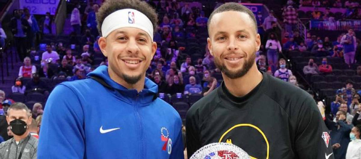 The Warriors officially re-signed Seth Curry, making the reunion of the two brothers a key focus of the season.