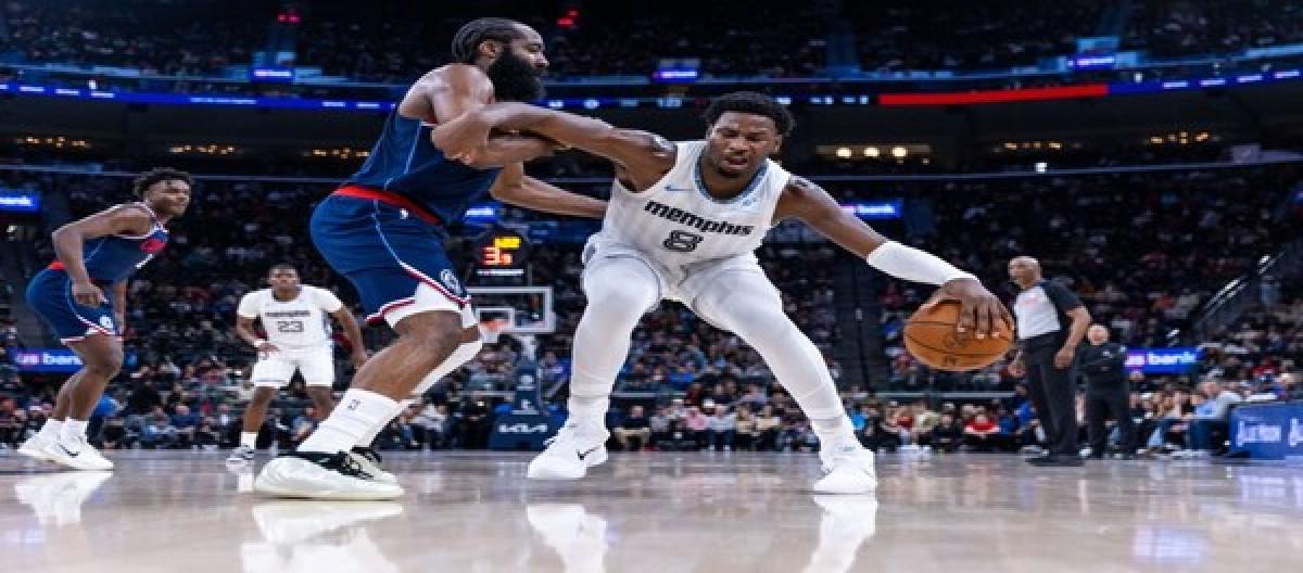 Jackson's 31 points saved the Grizzlies from a 121-103 defeat to the Clippers.