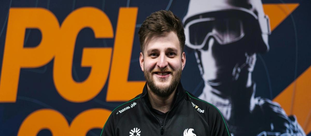 Degster Online Job Application: My contract with Falcons has ended, and I'm ready to consider offers from other teams.