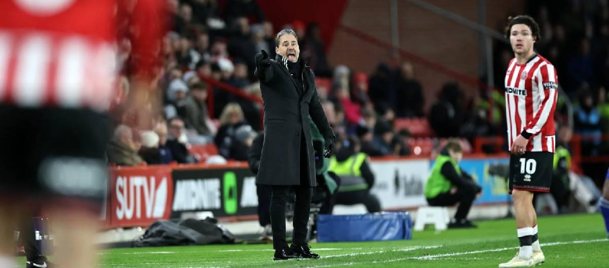 Leicester City manager Matty Sifuente admitted that the team's overall performance was unsatisfactory and that inconsistent form was the team's biggest problem at present.